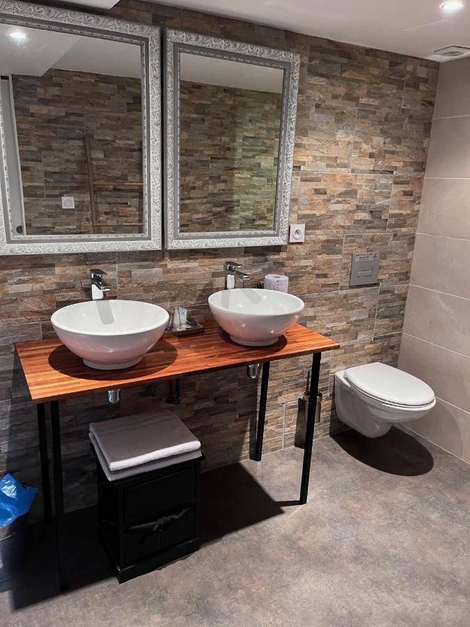 L'Hostellerie De Sevremont Saint-Michel-Mont-Mercure المظهر الخارجي الصورة