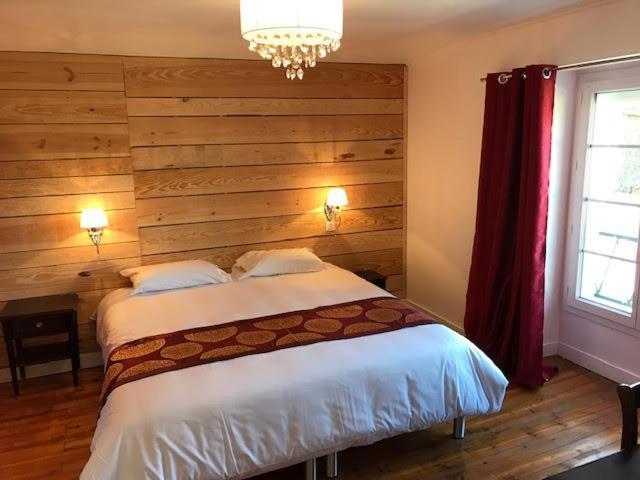 L'Hostellerie De Sevremont Saint-Michel-Mont-Mercure المظهر الخارجي الصورة