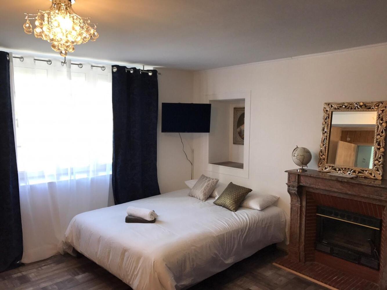 L'Hostellerie De Sevremont Saint-Michel-Mont-Mercure المظهر الخارجي الصورة